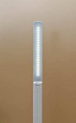 Lampade a LED a bordo letto Batteria USB Lampade mobili da scrivania per il soggiorno
