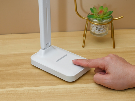 Lampade a LED a bordo letto Batteria USB Lampade mobili da scrivania per il soggiorno