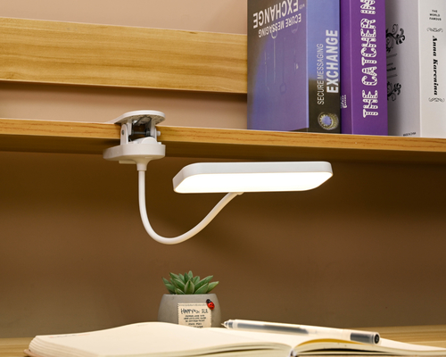 5 Watt Lampada moderna Lampada da tavolo con braccio regolabile Certificazione FCC 5W Potenza Lampade da tavolo per camera da letto