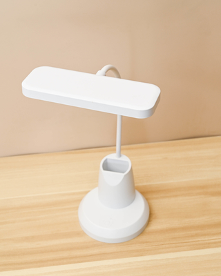 Lampada da tavolo USB pieghevole a braccio regolabile con interruttore di controllo tattile
