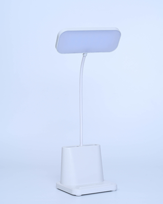 Lampada da tavolo da letto con braccio regolabile