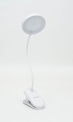 Lampada da tavolo regolabile con tre livelli di luminosità