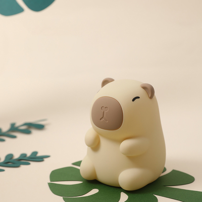 Nuovo arrivo Seven Color Silicone Capybara Night Lamp Regali di compleanno Luce notturna