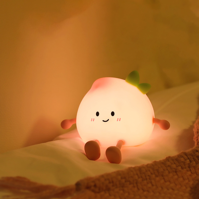 2024 Nuovo Creativo Peach Forma Lampada Notturna Morbida Silicone 7 Colori Cambianti Occhiali Nocciola Notturna Per Bambini Doni Lampada Da Scrivania