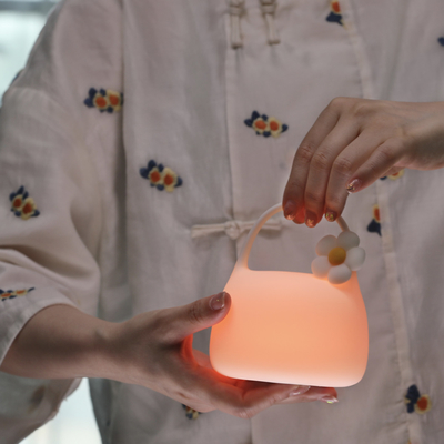 DIY Creative Gift Handbag Silicone Lampada da applauso con tempo Decorazione a bordo letto Atmosfera Luce notturna per dormire