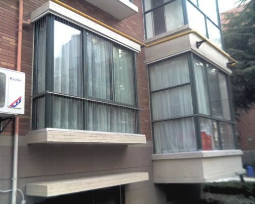 Moderno stile di design della società invisibile schermo di griglia per la funzionalità balcone