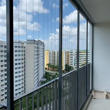 Balcone Griglia invisibile soluzione di sicurezza a maglia trasparente che combina durata ed estetica per edifici moderni