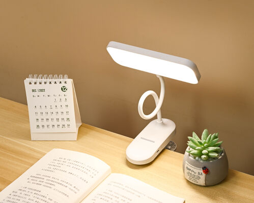 Lampada da lettura a LED moderna con funzione di ricarica a ombra di plastica quadrata con regolazione della temperatura a tre colori