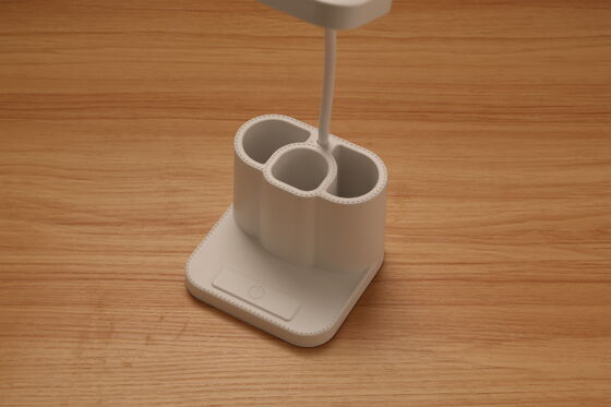 Tensione nominale 5V 1A Lampada da tavolo a LED Controllo touch Dimmerabile Luce da scrivania Perfetta per illuminazione di camera da letto, ufficio, studio e postazione di lavoro