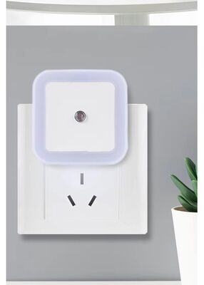 Luci notturne a LED a induzione automatica Lampada da comodino a risparmio energetico Luce notturna multicolore per camera da letto