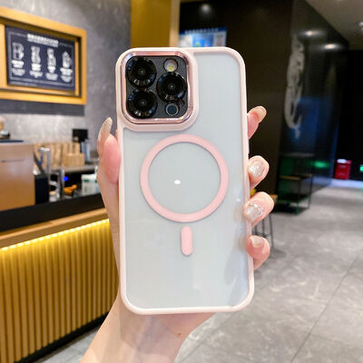 Custodia magnetica semitrasparente antiurto per iPhone 17