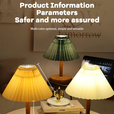 Lampada da scrivania a LED con porta di ricarica USB Tipo C - Soluzione di illuminazione moderna per ufficio