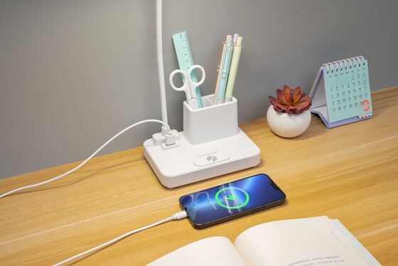 Lampada da tavolo a LED a batteria Perfetta per la stanza da studio camera da letto Con luminosità regolabile e lunga durata della batteria