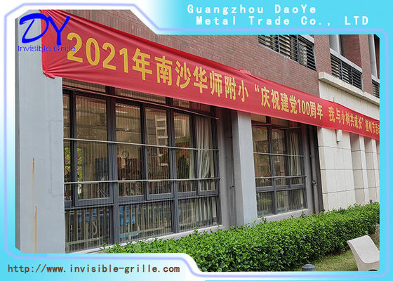 Invisible Safety Grill Barriera di sicurezza invisibile progettata per proteggere efficacemente bambini e animali domestici mantenendo l'integrità estetica