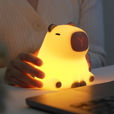 Nuovo Cute Capybara Silicone Night Light Usb Ricaricabile Led Pat Lamp Timing Dimming Decorative Table Sleep Night Lamp