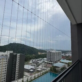 Balcone Griglia invisibile soluzione di sicurezza a maglia trasparente che combina durata ed estetica per edifici moderni